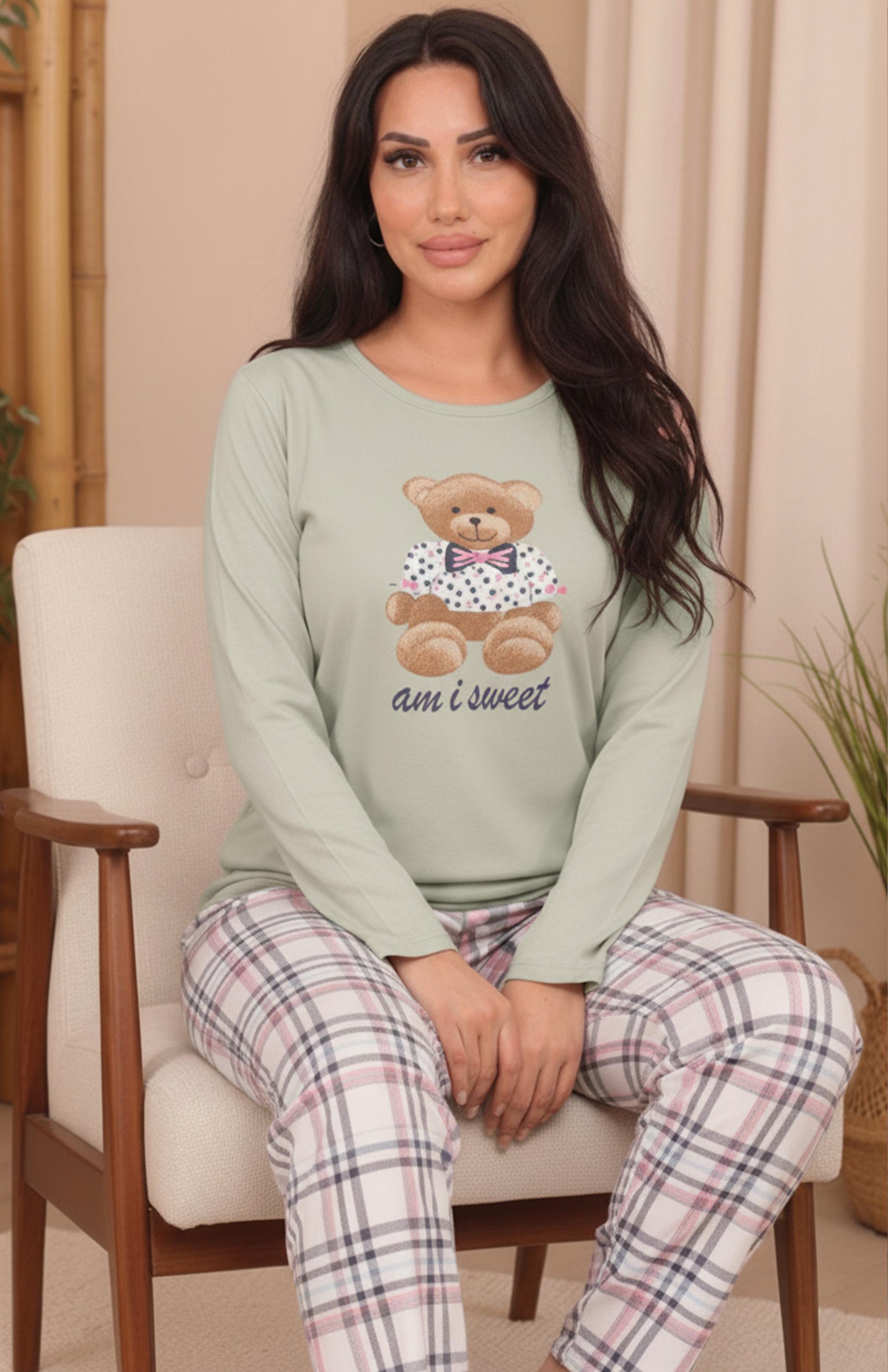 Kadın Ayıcık Baskılı Altı Ekose Desenli  İnterlok Bisiklet Yaka Uzun Kol Altı Uzun Pijama Takımı