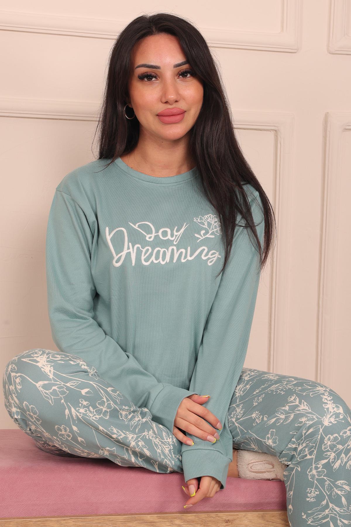 Kadın Day Dreaming Sloganlı Altı Sarmaşık Desenli Termal Pijama Takımı