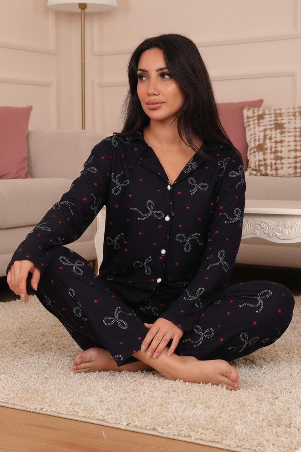 Kadın Fiyonk Ve Kalp Desenli Önü Düğmeli Uzun Kol Altı Uzun Süet Pijama Takımı