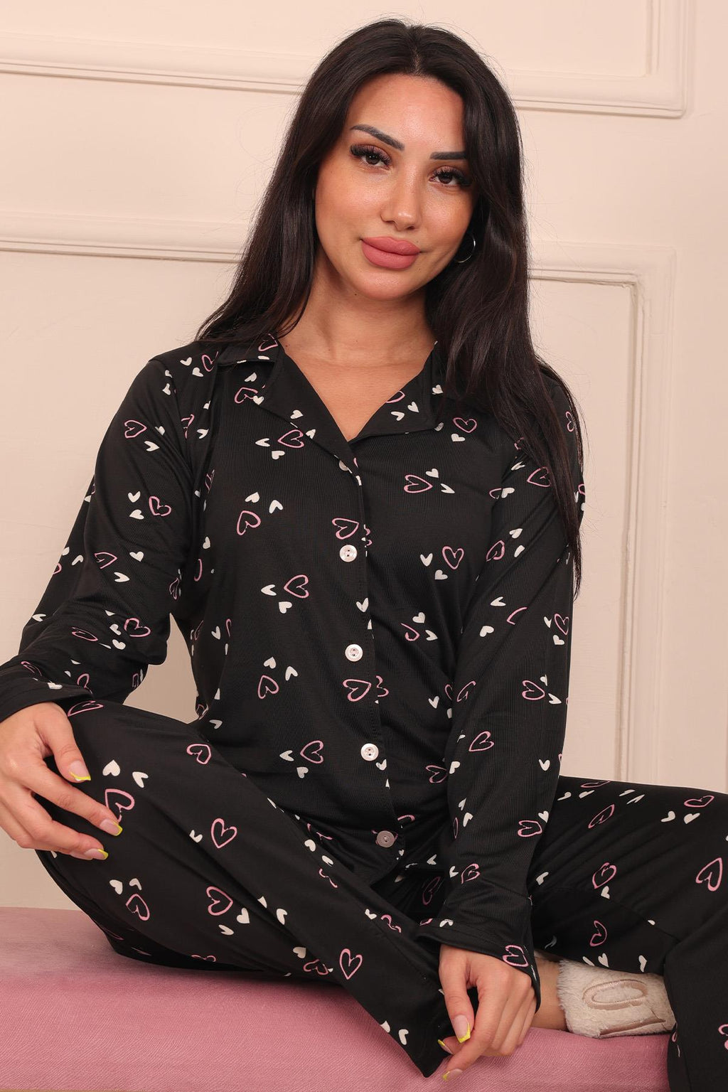 Kadın Kalp Desenli Önü Düğmeli Milan Kumaş Pijama Takımı