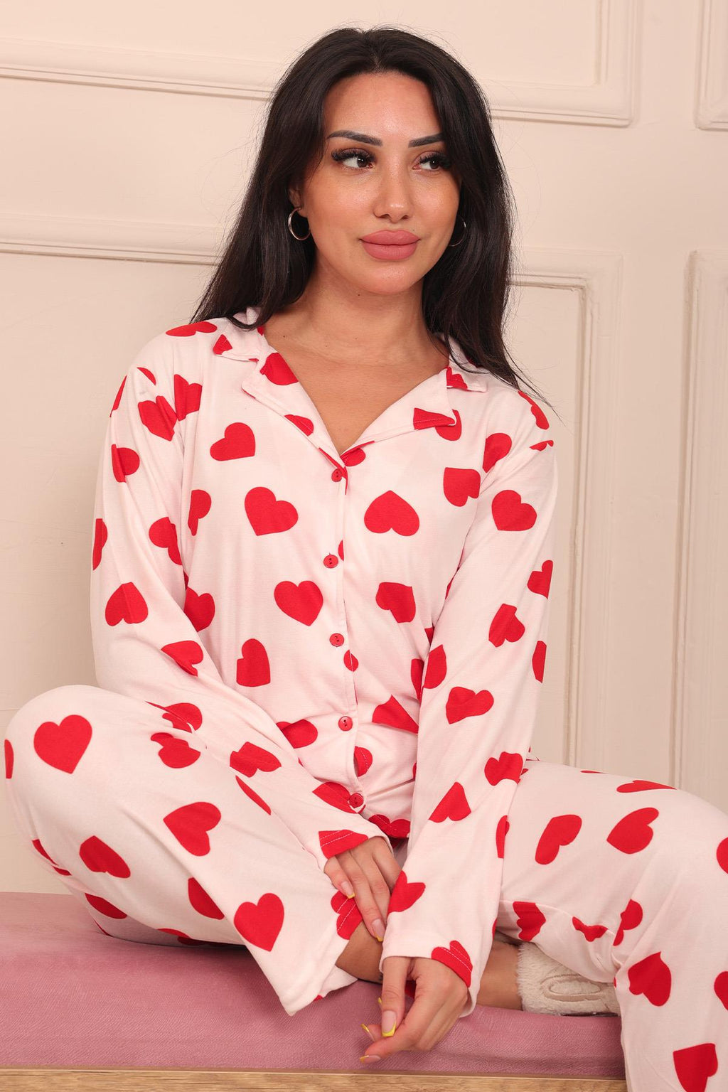 Kadın Kalp Desenli Önü Düğmeli Uzun Kol Altı Uzun Süet Pijama Takımı