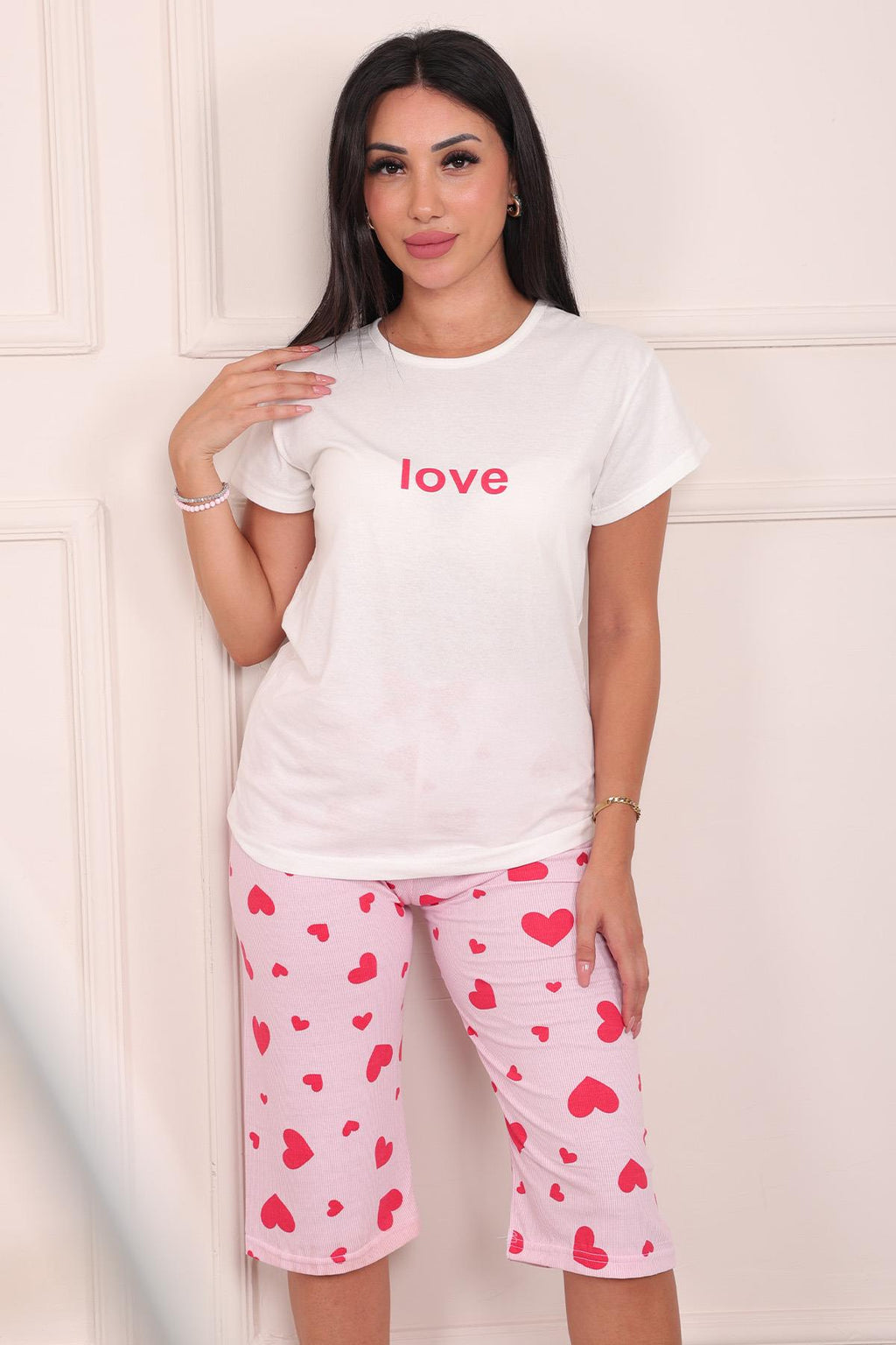 Kadın Love Sloganlı Bisiklet Yaka Kısa Kol Altı Kapri Penye Pijama Takımı