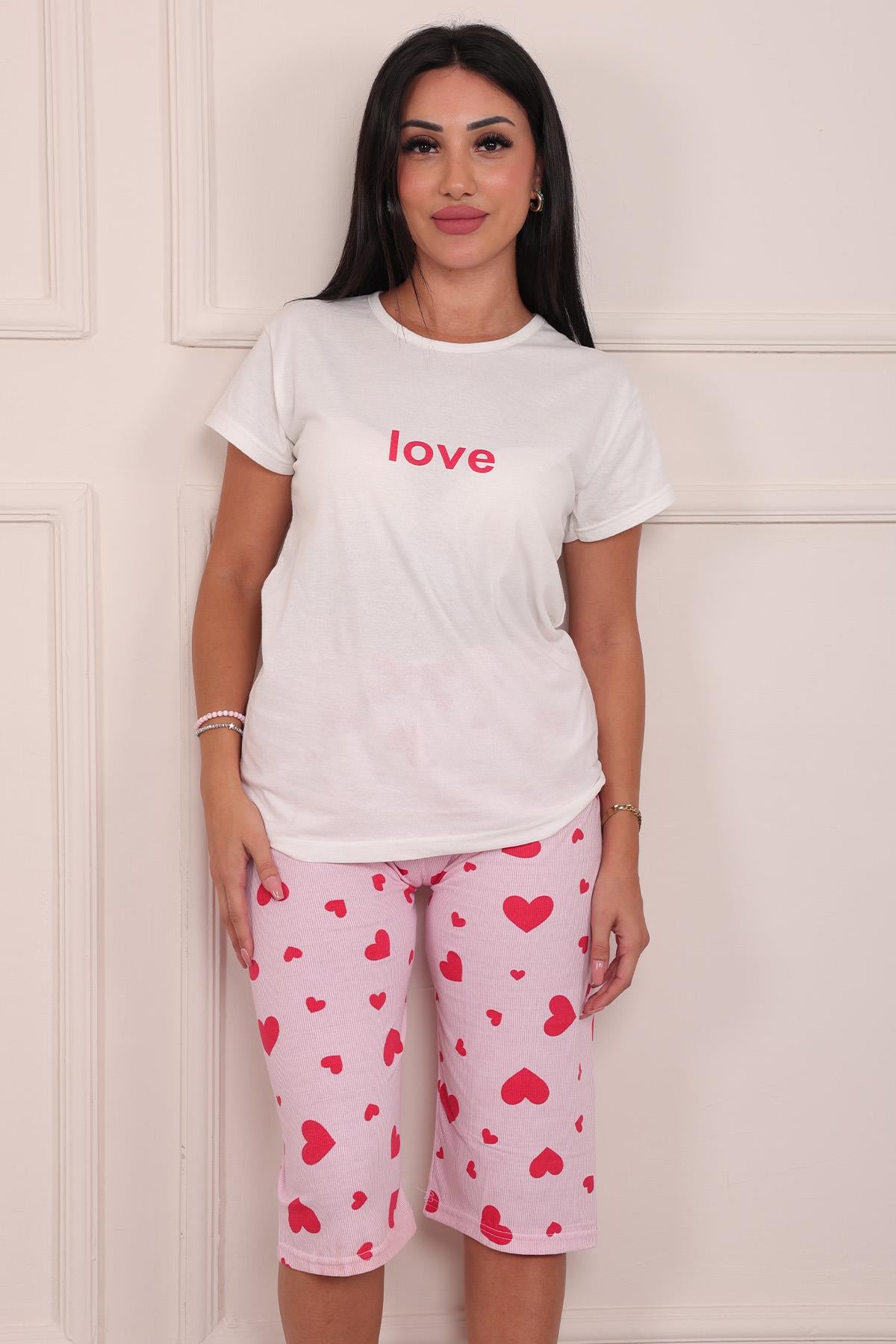 Kadın Love Sloganlı Bisiklet Yaka Kısa Kol Altı Kapri Penye Pijama Takımı