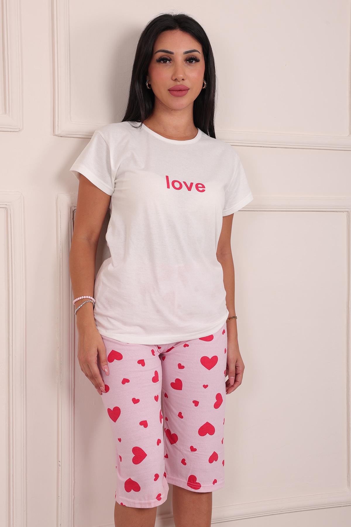 Kadın Love Sloganlı Bisiklet Yaka Kısa Kol Altı Kapri Penye Pijama Takımı