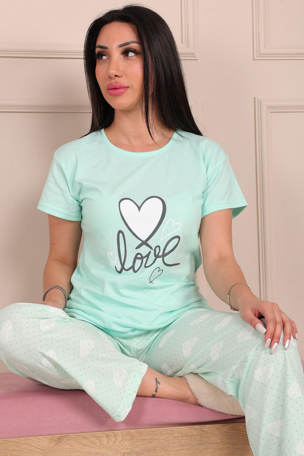 Kadın Love Sloganlı Ve Baskılı Bisiklet Yaka Kısa Kol Altı Uzun Penye Pijama Takımı