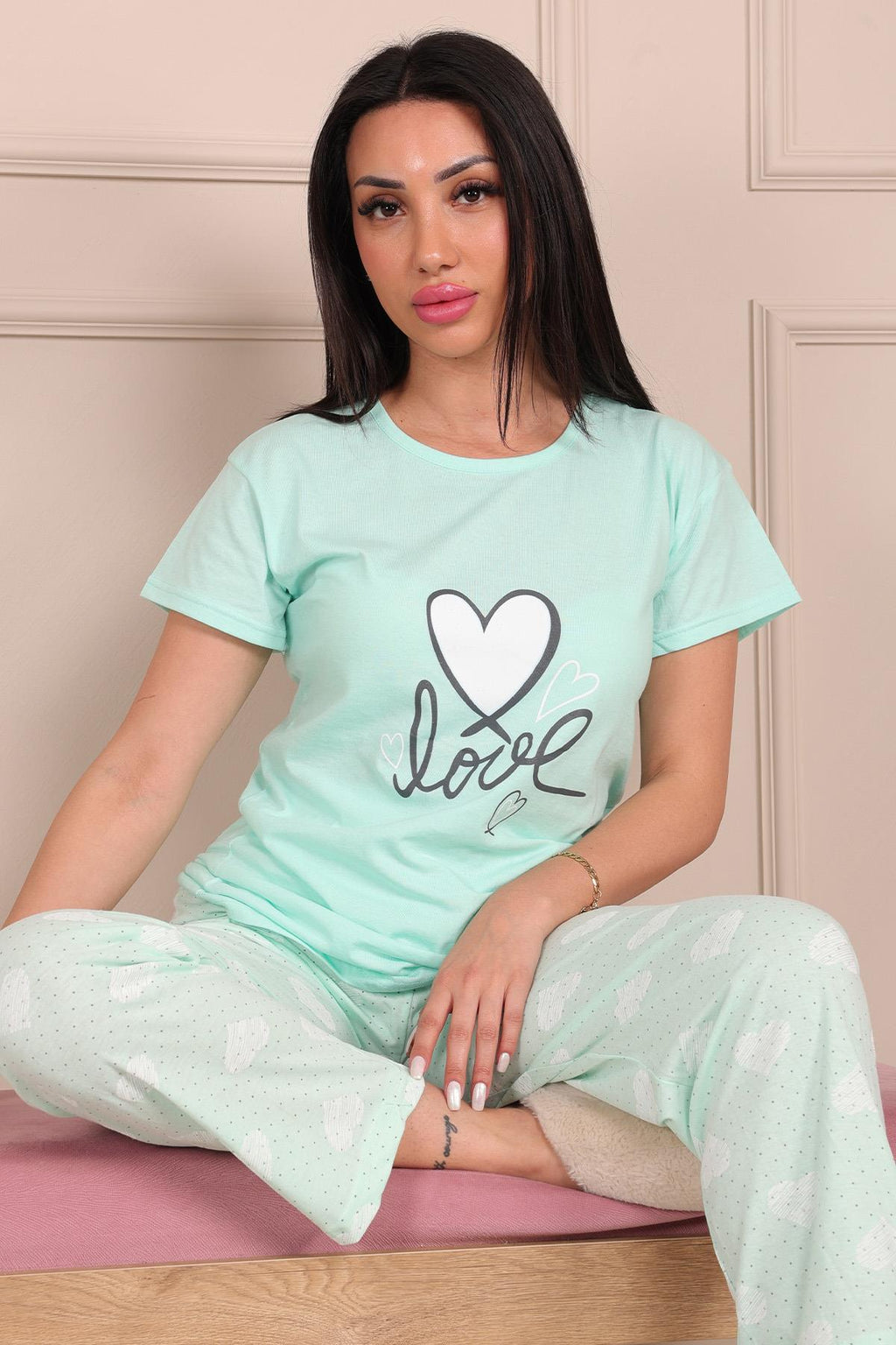 Kadın Love Sloganlı Ve Baskılı Bisiklet Yaka Kısa Kol Altı Uzun Penye Pijama Takımı