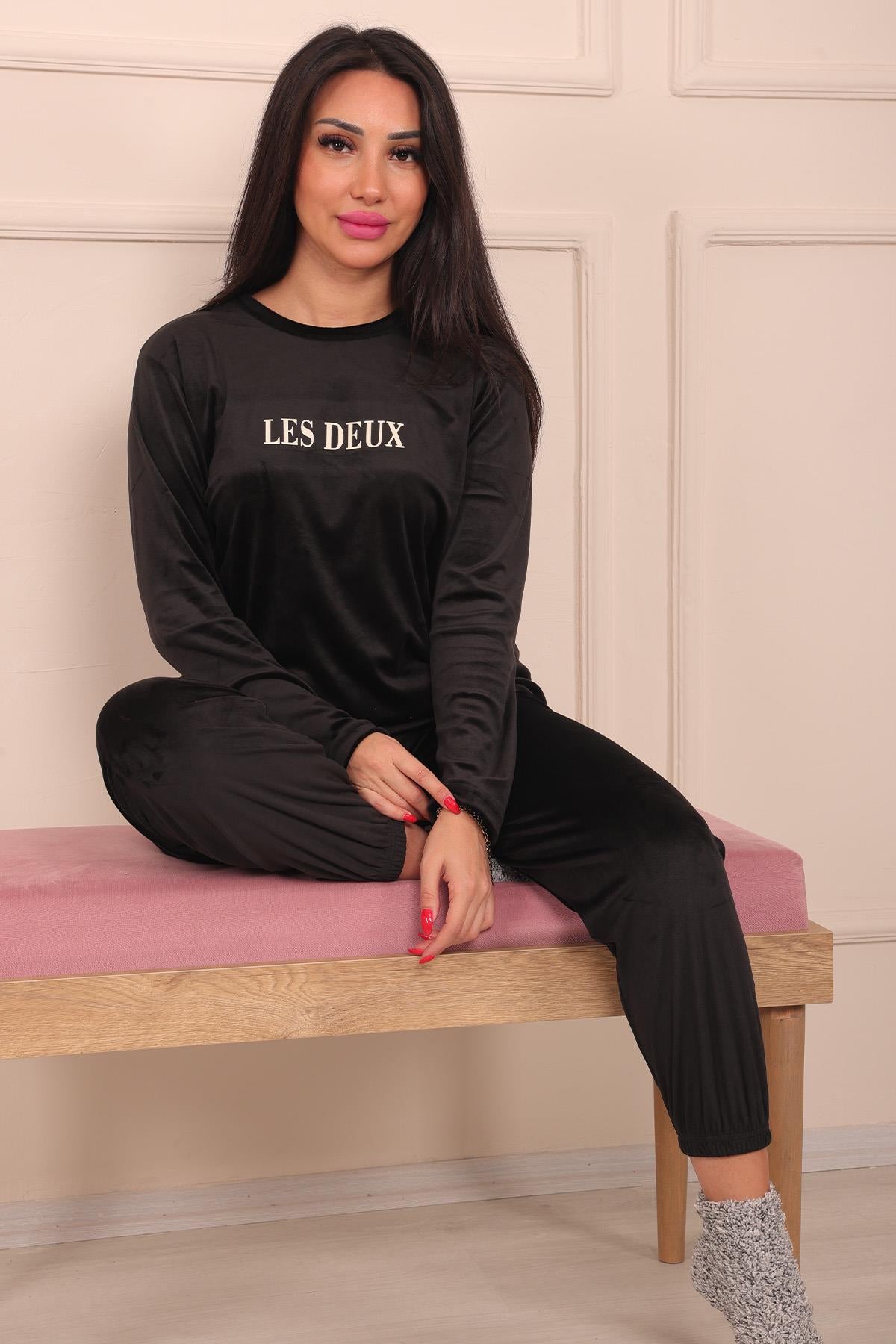 Kadın Sloganlı Uzun Kollu Paçası Manşetli Kadife Pijama Takımı