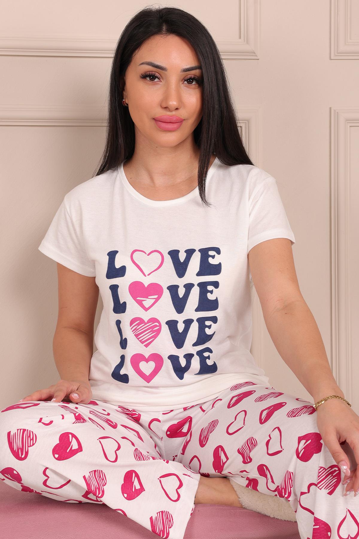 Love Sloganlı Altı Kalp Desenli Bisiklet Yaka Kısa Kollu Pijama Takımı BEYAZ